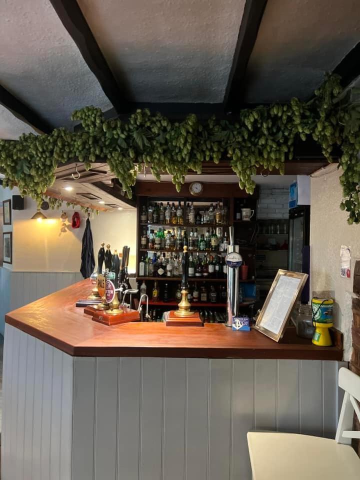 Anchor Inn Oake Kültér fotó